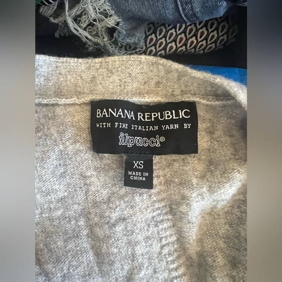 Banana Republic - Fine Italian Yarn Filpucci - Cardigan - Picture 2 of 4